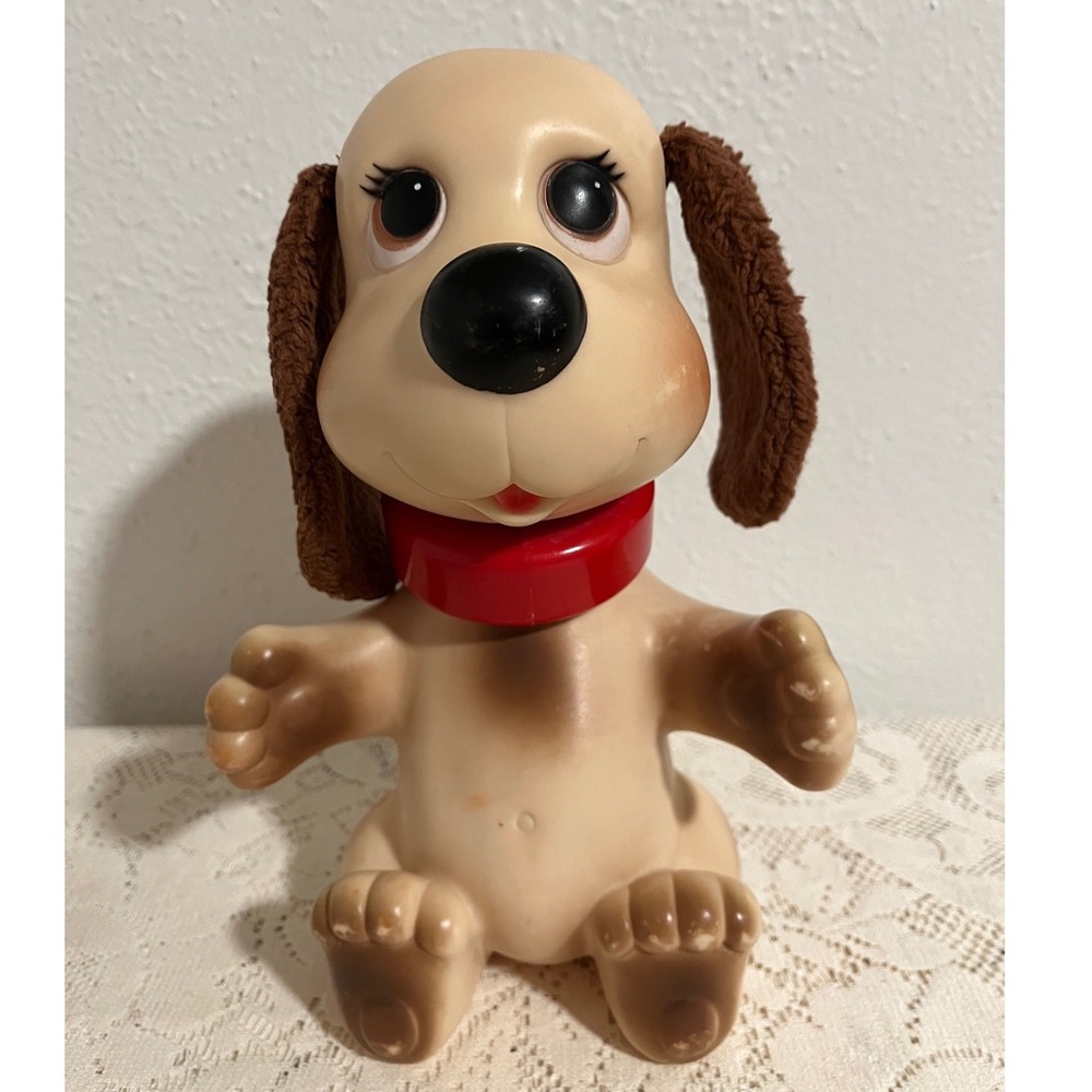 Vintage 1982 Ideal CBS Inc Dog Figure B-102 Tan Brown Red Collar 10 Inch Toy